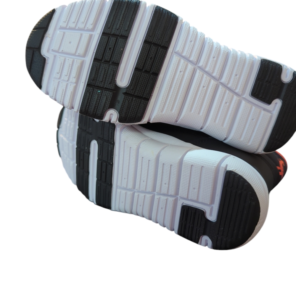 Boys winter fur boots with waterproof closure size 2( fits like a 1/ 1.5) - Picture 3 of 8